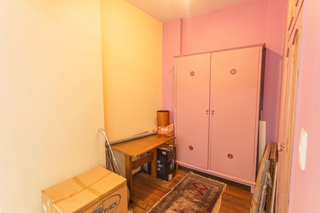 Apartamento à venda com 180m², 4 quartos e 2 vagasQuarto de Serviço/Escritório