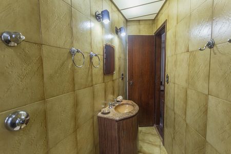 Apartamento à venda com 180m², 4 quartos e 2 vagasBanheiro da Suíte 2