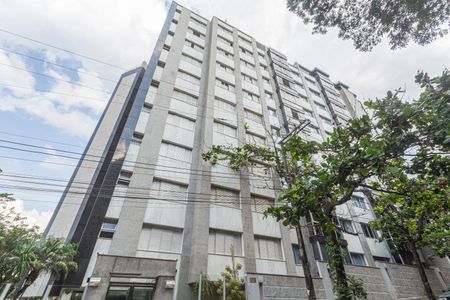 Apartamento à venda com 180m², 4 quartos e 2 vagasFachada