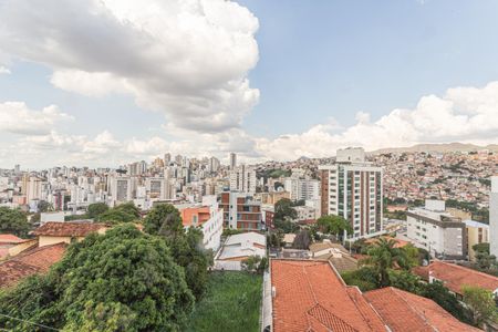 Apartamento à venda com 180m², 4 quartos e 2 vagasVista da Varanda na Sala