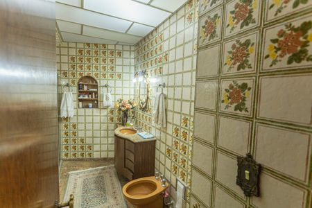 Apartamento à venda com 180m², 4 quartos e 2 vagasBanheiro Social