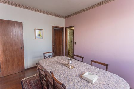 Apartamento à venda com 180m², 4 quartos e 2 vagasCopa