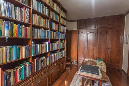 Apartamento à venda com 180m², 4 quartos e 2 vagasSuíte 2