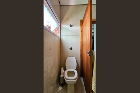 Casa à venda com 531m², 4 quartos e 6 vagas Casa à venda com 531m², 4 quartos e 6 vagasBanheiro Suíte 2