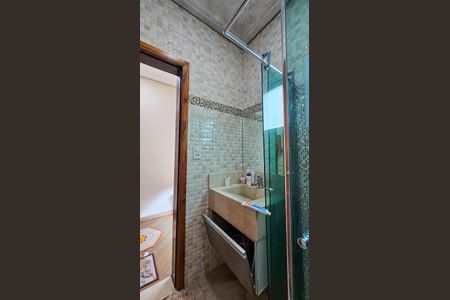 Casa à venda com 531m², 4 quartos e 6 vagas Casa à venda com 531m², 4 quartos e 6 vagasBanheiro Suíte 4