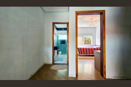 Casa à venda com 531m², 4 quartos e 6 vagas Casa à venda com 531m², 4 quartos e 6 vagasSuíte 2