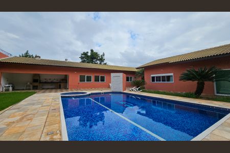 Casa à venda com 531m², 4 quartos e 6 vagas Casa à venda com 531m², 4 quartos e 6 vagasPiscina