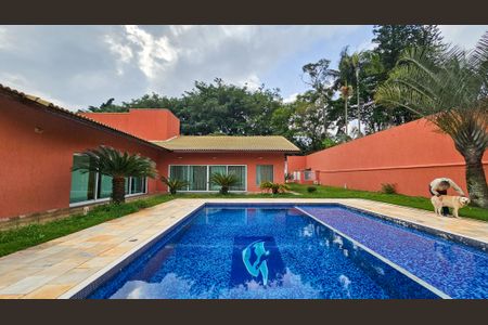 Casa à venda com 531m², 4 quartos e 6 vagas Casa à venda com 531m², 4 quartos e 6 vagasPiscina