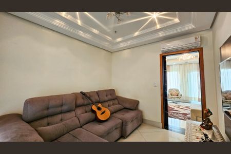 Casa à venda com 531m², 4 quartos e 6 vagas Casa à venda com 531m², 4 quartos e 6 vagasSala 2