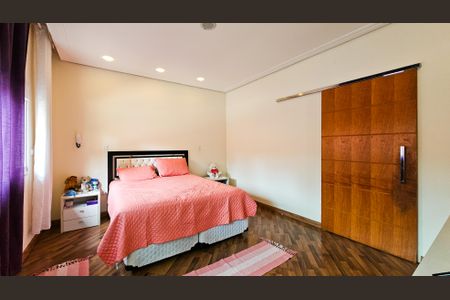 Casa à venda com 531m², 4 quartos e 6 vagas Casa à venda com 531m², 4 quartos e 6 vagasSuíte 1