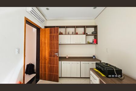 Casa à venda com 531m², 4 quartos e 6 vagas Casa à venda com 531m², 4 quartos e 6 vagasSuíte 4