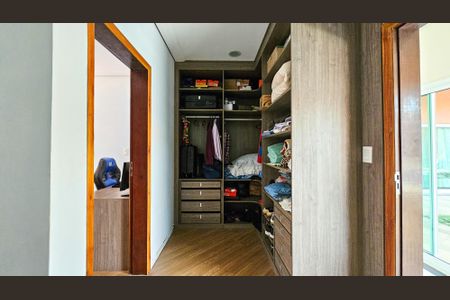 Casa à venda com 531m², 4 quartos e 6 vagas Casa à venda com 531m², 4 quartos e 6 vagasSuíte 2