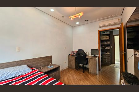 Casa à venda com 531m², 4 quartos e 6 vagas Casa à venda com 531m², 4 quartos e 6 vagasSuíte 2