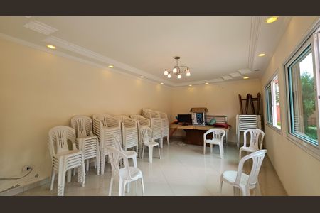 Casa à venda com 531m², 4 quartos e 6 vagas Casa à venda com 531m², 4 quartos e 6 vagasÁrea Comum - Salão