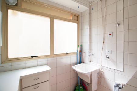 Apartamento à venda com 60m², 2 quartos e 1 vagaÁrea de Serviço