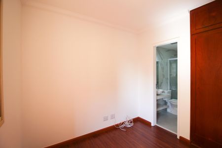 Apartamento à venda com 60m², 2 quartos e 1 vagaSuíte