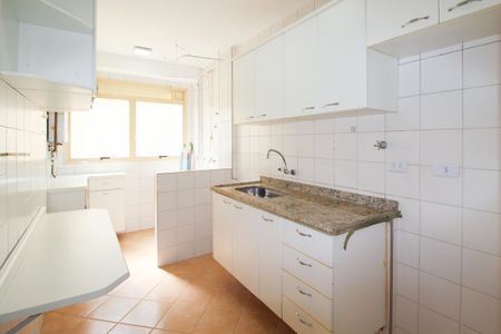 Apartamento à venda com 60m², 2 quartos e 1 vagaCozinha