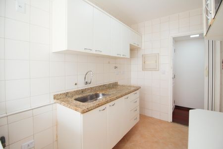 Apartamento à venda com 60m², 2 quartos e 1 vagaCozinha