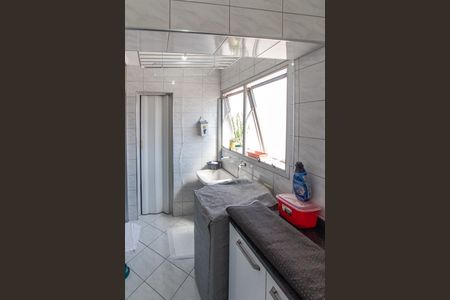 Apartamento à venda com 58m², 2 quartos e 1 vaga Apartamento à venda com 58m², 2 quartos e 1 vagaÁrea de Serviço