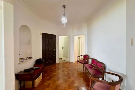 Apartamento à venda com 250m², 3 quartos e 2 vagas Apartamento à venda com 250m², 3 quartos e 2 vagasSala