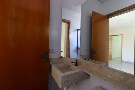 Casa à venda com 139m², 3 quartos e 2 vagasBanheiro da Suíte 3