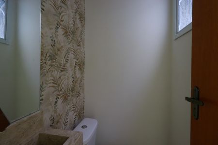 Casa à venda com 139m², 3 quartos e 2 vagasLavabo 2