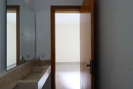 Casa à venda com 139m², 3 quartos e 2 vagasBanheiro da Suíte 1