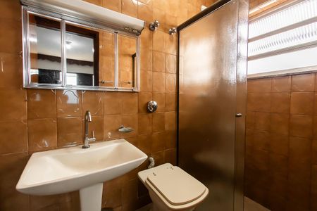 Casa à venda com 110m², 2 quartos e 3 vagas Casa à venda com 110m², 2 quartos e 3 vagasBanheiro da Suíte