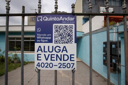 Casa à venda com 110m², 2 quartos e 3 vagas Casa à venda com 110m², 2 quartos e 3 vagasPlaca