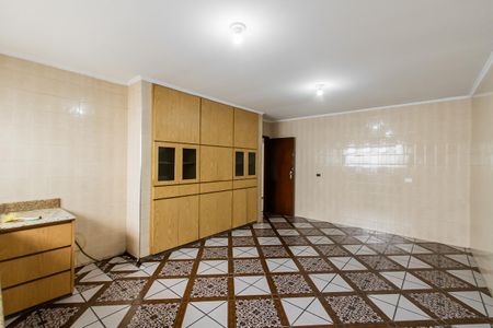 Casa à venda com 110m², 2 quartos e 3 vagas Casa à venda com 110m², 2 quartos e 3 vagasCozinha