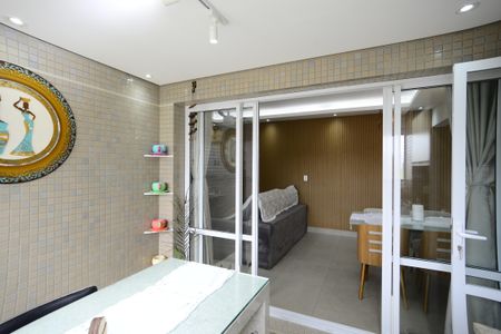 Apartamento à venda com 75m², 2 quartos e 2 vagasVaranda