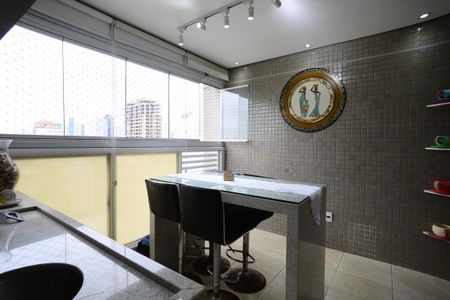 Apartamento à venda com 75m², 2 quartos e 2 vagasVaranda