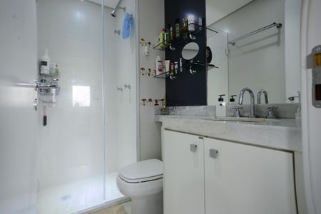 Apartamento à venda com 75m², 2 quartos e 2 vagasBanheiro Social