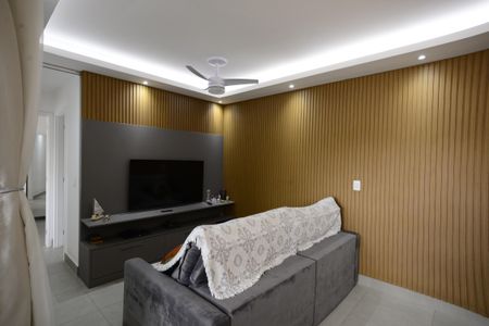 Apartamento à venda com 75m², 2 quartos e 2 vagasSala