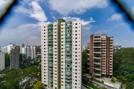 Apartamento à venda com 118m², 3 quartos e 3 vagas Apartamento à venda com 118m², 3 quartos e 3 vagasVista do Quarto 2