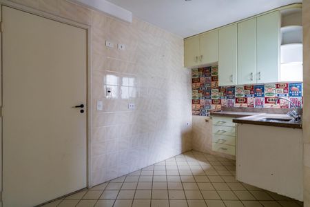 Apartamento à venda com 118m², 3 quartos e 3 vagas Apartamento à venda com 118m², 3 quartos e 3 vagasCozinha