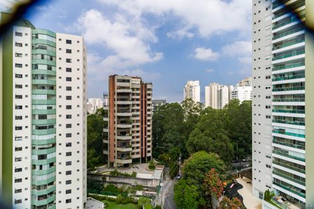 Apartamento à venda com 118m², 3 quartos e 3 vagas Apartamento à venda com 118m², 3 quartos e 3 vagasVista da Varanda do Quarto 4