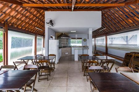 Apartamento à venda com 118m², 3 quartos e 3 vagas Apartamento à venda com 118m², 3 quartos e 3 vagasÁrea comum