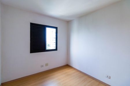 Apartamento à venda com 118m², 3 quartos e 3 vagas Apartamento à venda com 118m², 3 quartos e 3 vagasQuarto 2
