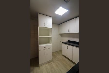 Apartamento à venda com 80m², 3 quartos e 1 vagaCozinha e Área de Serviço