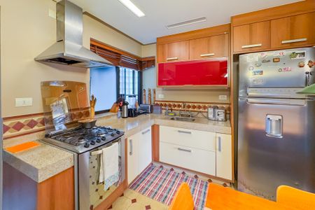 Apartamento à venda com 120m², 3 quartos e 2 vagasCozinha