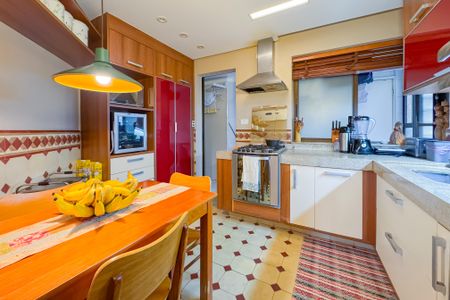 Apartamento à venda com 120m², 3 quartos e 2 vagasCozinha