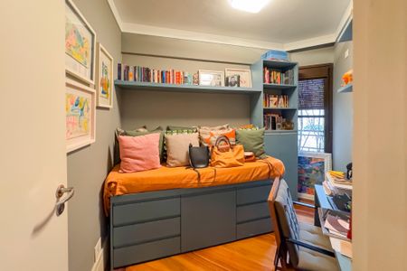 Apartamento à venda com 120m², 3 quartos e 2 vagasQuarto 1 / Escritório