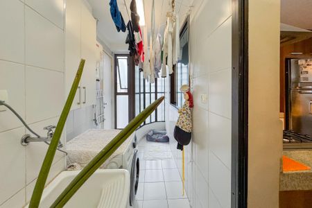 Apartamento à venda com 120m², 3 quartos e 2 vagasÁrea de Serviço
