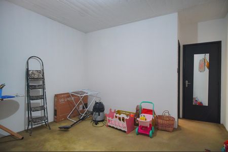 Casa para alugar com 271m², 3 quartos e 3 vagasSuíte