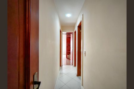 Apartamento à venda com 110m², 3 quartos e 2 vagasCorredor