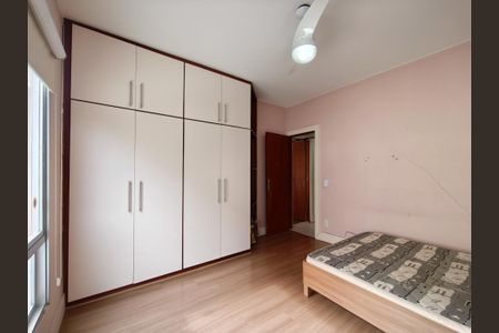 Apartamento à venda com 110m², 3 quartos e 2 vagasQuarto 1