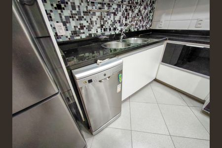 Apartamento à venda com 110m², 3 quartos e 2 vagasCozinha