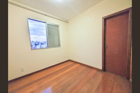 Apartamento à venda com 100m², 4 quartos e 2 vagasQuarto 1
