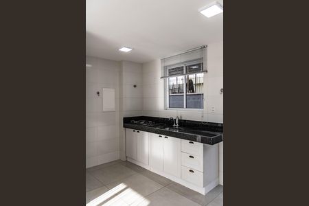 Apartamento para alugar com 62m², 2 quartos e 2 vagas Apartamento para alugar com 62m², 2 quartos e 2 vagasCozinha